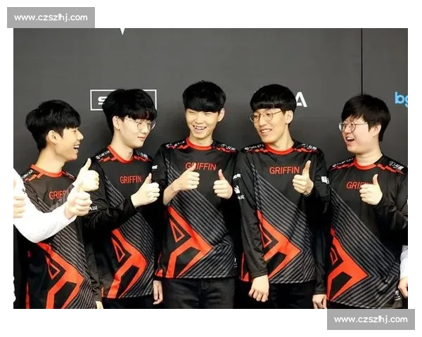 战队重组!“XX战队”大换血,誓要搅翻洲际转会池! 战队重组!“XX战队”大换血,誓要搅翻洲际转会池!